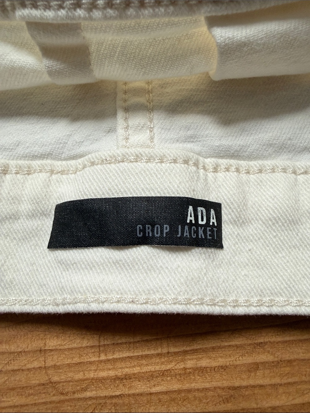**KUT from the Kloth “ADA crop jacket” - Picture 6 of 7